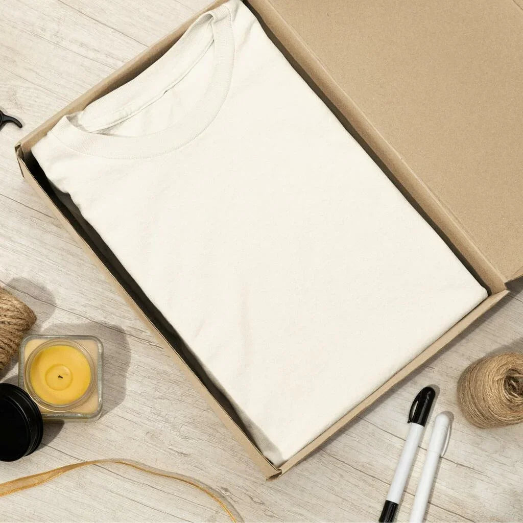 Camiseta Essencial Off White | Premium Fandom Art