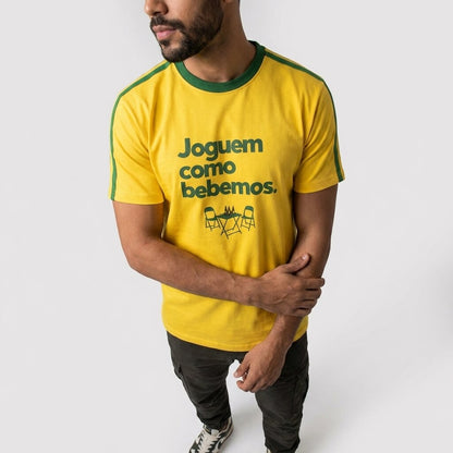 Camiseta Joguem Como Bebemos | Fandom Art