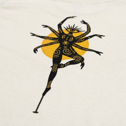 Camiseta Streetwear Cosmic Dance Off
