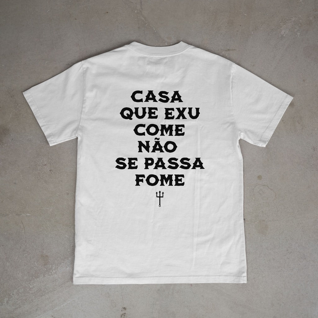 Camiseta "Casa que Exu come não se passa fome." | Fandom Art